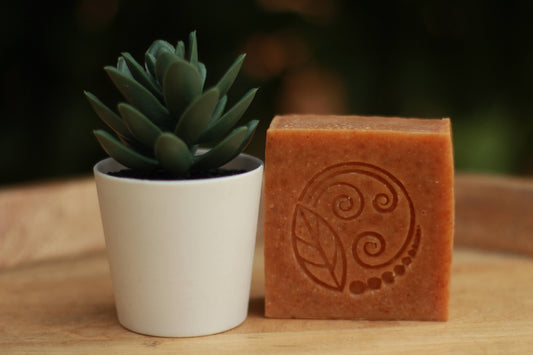 Gold Bar Soap – Turmeric & Paprika Brightening Cleanser