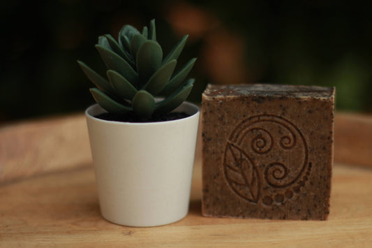 Mocha Coffee Soap – Exfoliating & Energizing Bar with Mint
